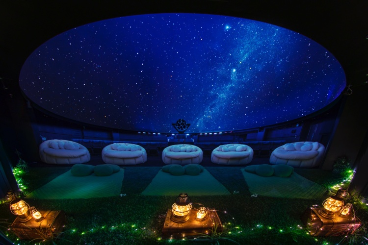 （画像提供：コニカミノルタプラネタリウム満天（池袋））